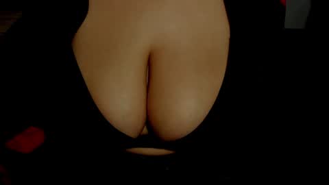 Snapshot of minka0 chatting on 12-12-24, 09:04 minka0 online show from 12-12-24, 09:04