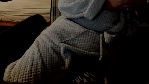 Snapshot of minka0 chatting on 11-18-25, 08:24 minka0 online show from 11-18-25, 08:24