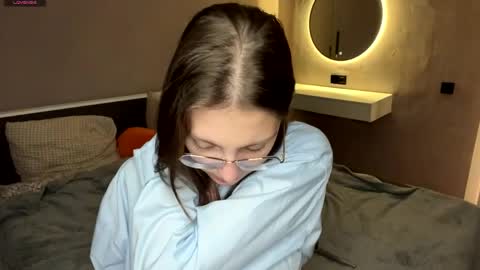 Asti online show from 04-18-26, 07:07