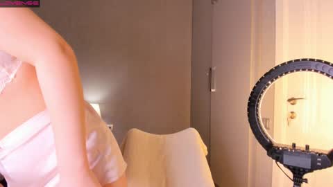 minnie_jin online show from 03-01-25, 01:29