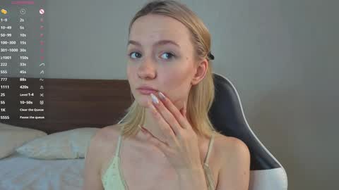 Mary  is here 3 My favorite patterns 77143222321Try my private online show from 09-26-25, 01:20