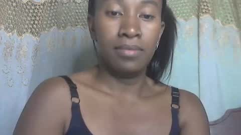minouch211907 online show from 06-03-26, 01:08