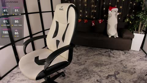 Rosie online show from 12-22-24, 09:33