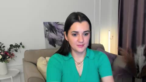 Snapshot of mintydaze chatting on 09-11-25, 08:09 Jessi online show from 09-11-25, 08:09