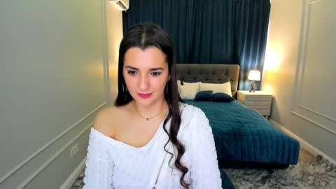 Snapshot of mintydaze chatting on 09-19-25, 01:12 Jessi online show from 09-19-25, 01:12