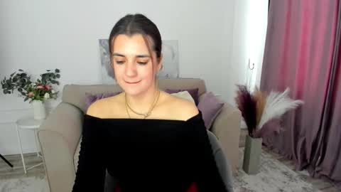 Snapshot of mintydaze chatting on 10-04-25, 11:41 Jessi online show from 10-04-25, 11:41