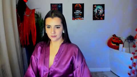 Snapshot of mintydaze chatting on 10-28-25, 03:54 Jessi online show from 10-28-25, 03:54