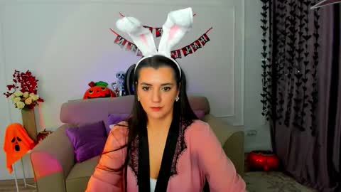 Snapshot of mintydaze chatting on 11-01-25, 03:19 Jessi online show from 11-01-25, 03:19