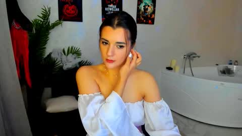 Snapshot of mintydaze chatting on 11-02-25, 04:04 Jessi online show from 11-02-25, 04:04