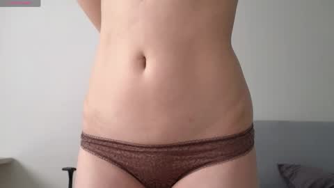 lia online show from 04-24-26, 04:15