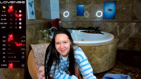 Snapshot of mira_karter chatting on 12-15-24, 08:08 Mira online show from 12-15-24, 08:08