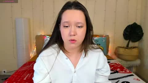 Snapshot of mira_karter chatting on 05-15-26, 05:25 Mira online show from 05-15-26, 05:25