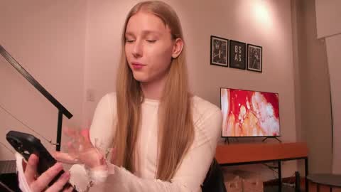 Snapshot of mira_lite chatting on 05-02-26, 10:37 Mira online show from 05-02-26, 10:37