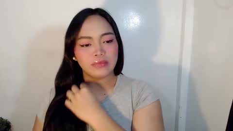Mira Bella online show from 04-29-26, 05:17