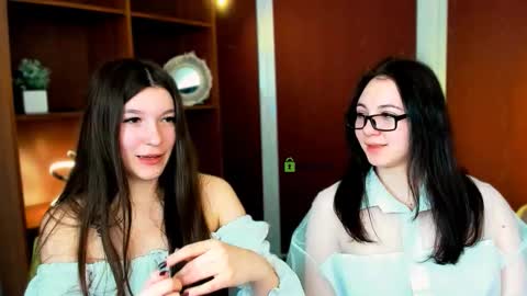 Mira online show from 03-13-26, 06:42