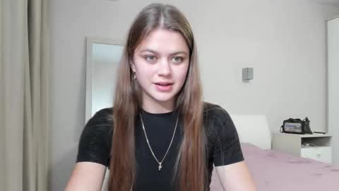 Snapshot of miraa_m chatting on 11-04-25, 08:08 Mira online show from 11-04-25, 08:08