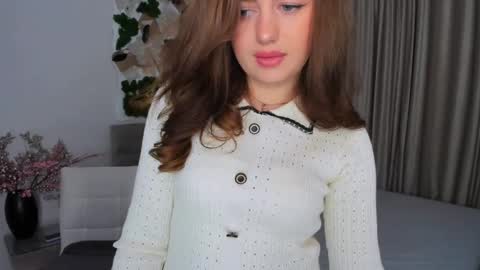 Emma online show from 02-10-25, 10:40