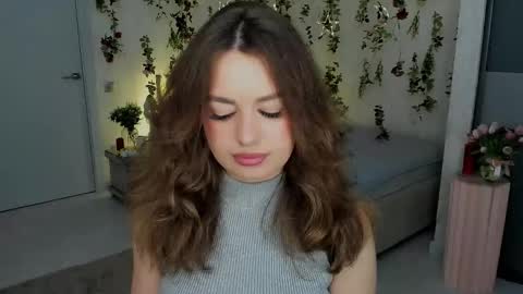 Emma online show from 04-17-26, 07:39