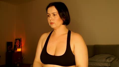 Meera online show from 04-27-26, 11:58