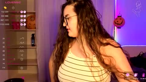 Snapshot of miraluccian chatting on 11-04-25, 09:03 miraluccian online show from 11-04-25, 09:03