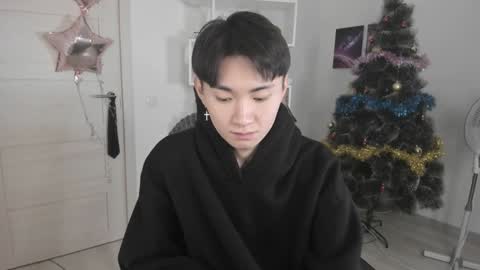 Snapshot of miram_yoo chatting on 01-05-25, 05:30 online show from 01-05-25, 05:30