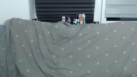 Snapshot of miram_yoo chatting on 02-23-25, 09:37 online show from 02-23-25, 09:37