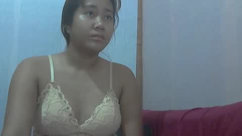 Snapshot of mirana_xxx chatting on 03-12-26, 09:43 Im Ping online show from 03-12-26, 09:43