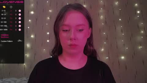 Snapshot of miranadevl chatting on 12-02-24, 12:40 Kira online show from 12-02-24, 12:40