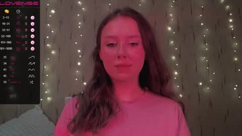 Snapshot of miranadevl chatting on 12-25-24, 01:41 Kira online show from 12-25-24, 01:41
