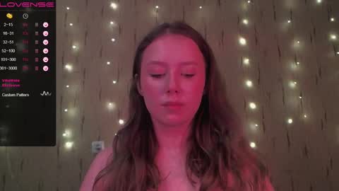 Snapshot of miranadevl chatting on 12-25-24, 05:37 Kira online show from 12-25-24, 05:37