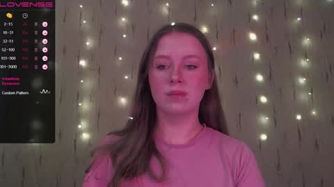 Snapshot of miranadevl chatting on 01-08-25, 11:54 Kira online show from 01-08-25, 11:54