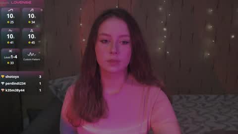 Snapshot of miranadevl chatting on 01-24-25, 03:34 Kira online show from 01-24-25, 03:34