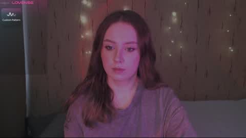 Snapshot of miranadevl chatting on 02-02-25, 12:46 Kira online show from 02-02-25, 12:46