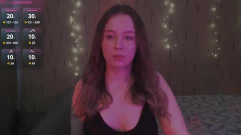 Snapshot of miranadevl chatting on 02-28-25, 05:59 Kira online show from 02-28-25, 05:59