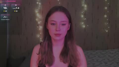 Snapshot of miranadevl chatting on 03-02-25, 01:49 Kira online show from 03-02-25, 01:49