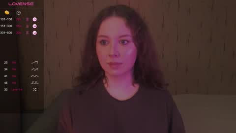 Snapshot of miranadevl chatting on 09-26-25, 12:03 Kira online show from 09-26-25, 12:03