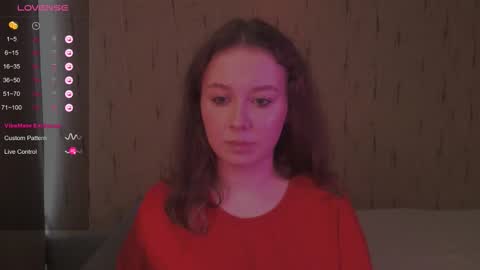 Snapshot of miranadevl chatting on 10-02-25, 10:44 Kira online show from 10-02-25, 10:44