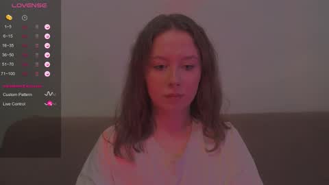 Snapshot of miranadevl chatting on 10-10-25, 02:16 Kira online show from 10-10-25, 02:16