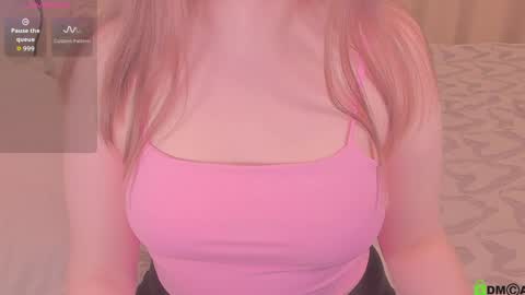 Kira online show from 04-12-26, 09:42