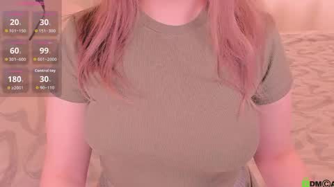 Kira online show from 04-25-26, 12:08