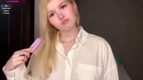 Snapshot of miranaswisten chatting on 07-28-26, 12:40 Jay online show from 07-28-26, 12:40