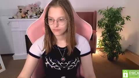 Miranda online show from 07-17-26, 05:47