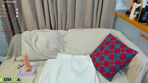 Snapshot of miranda_robinson chatting on 03-03-25, 03:31 Miranda online show from 03-03-25, 03:31