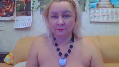 Snapshot of miranda_robinson chatting on 11-10-25, 10:14 Miranda online show from 11-10-25, 10:14