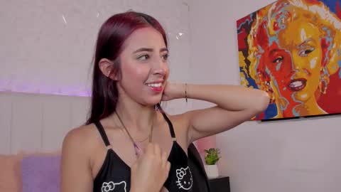 Snapshot of mirandaa_rogers chatting on 09-21-25, 02:40 Miranda Rogers online show from 09-21-25, 02:40