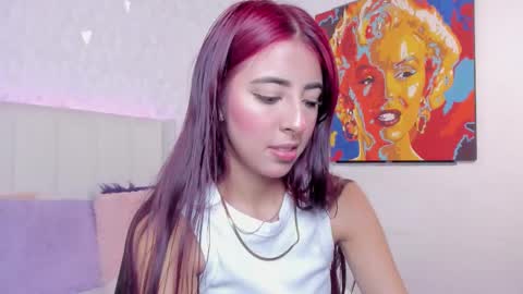 Snapshot of mirandaa_rogers chatting on 09-28-25, 02:33 Miranda Rogers online show from 09-28-25, 02:33