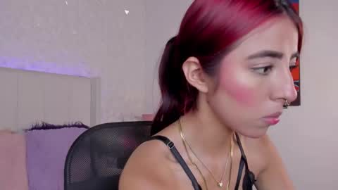 Snapshot of mirandaa_rogers chatting on 11-06-25, 07:15 Miranda Rogers online show from 11-06-25, 07:15