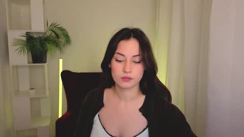 Jasmine online show from 10-22-25, 05:19