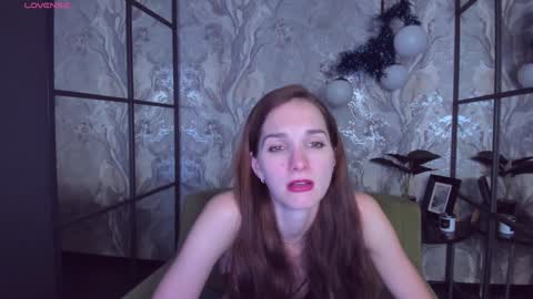 Snapshot of mirandaglow chatting on 01-16-25, 11:48 Miranda online show from 01-16-25, 11:48