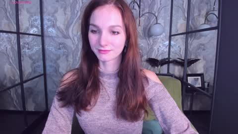 Snapshot of mirandaglow chatting on 02-07-25, 05:52 Miranda online show from 02-07-25, 05:52